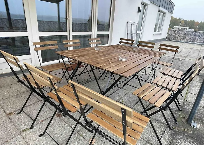 R111 Grosse Moderne Monteurwohnung Uebergangswohnung *