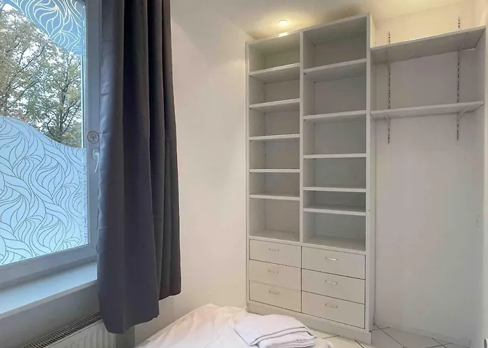 Apartman R111 Grosse Moderne Monteurwohnung Uebergangswohnung *