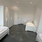 R111 Grosse Moderne Monteurwohnung Uebergangswohnung Daire *