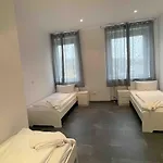 Daire R111 Grosse Moderne Monteurwohnung Uebergangswohnung *