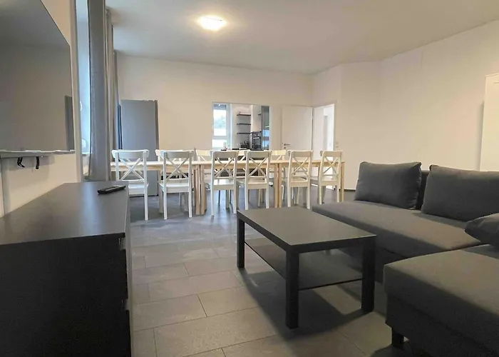 Apartment R111 Grosse Moderne Monteurwohnung Uebergangswohnung Regensburg