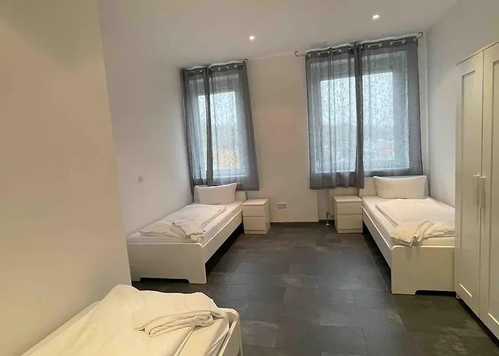 Apartment R111 Grosse Moderne Monteurwohnung Uebergangswohnung *